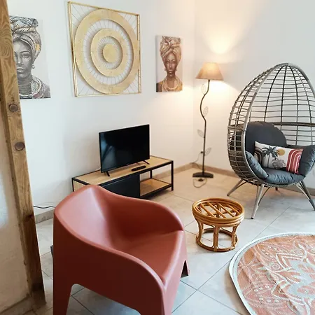 Le Loft Des Vacances Terrasse Wifi Au Calme Appartamento Carcassonne